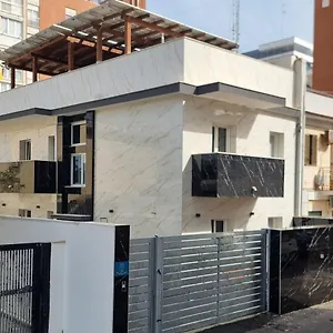  Bed & Breakfast Luxury House Italia